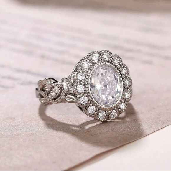 OVAL CUBIC ZIRCONIA RING - Picture 3 of 7